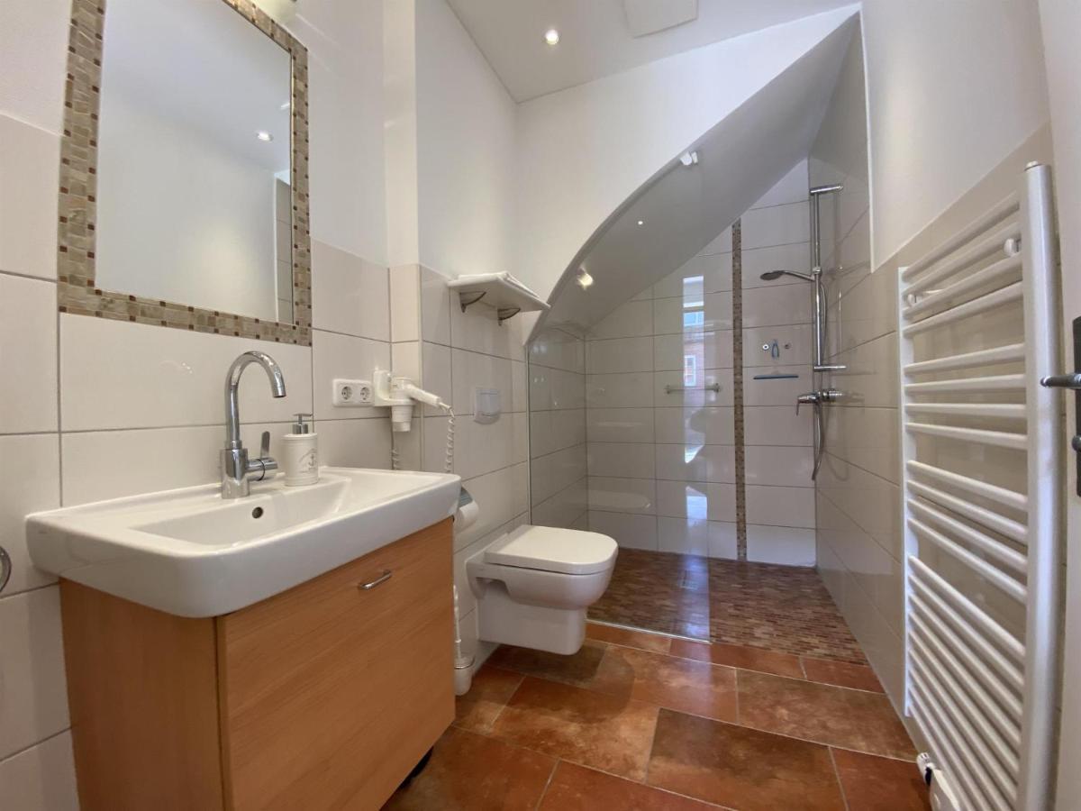 Oltmanns Ferienhaus Bummert Am Hafen 글레트지일 외부 사진